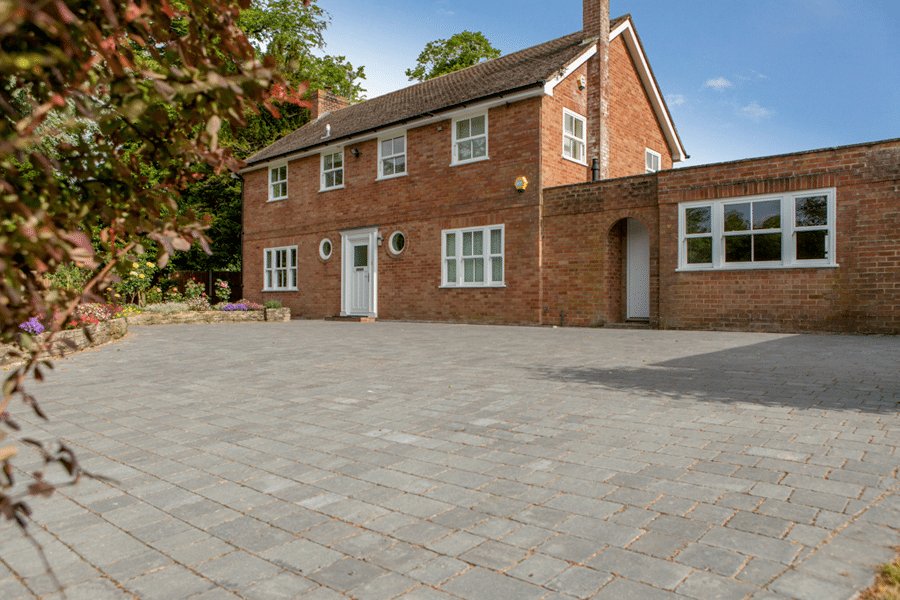 New Driveway Company Oxford, Reading, High Wycombe, Swindon, Cardiff, Newbury, Peterborough, North London, South London, West London