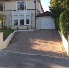 New Driveway and Retaining Walls, Paul Hitchin Purley, Surrey New Driveway Surrey, New Driveways Oxford New Driveways Reading New Driveways Swindon New Driveways Newbury New Driveways Peterborough New Driveways Cardiff New Driveways North London New Driveways South London New Driveways Chiswick New Driveway High Wycombe