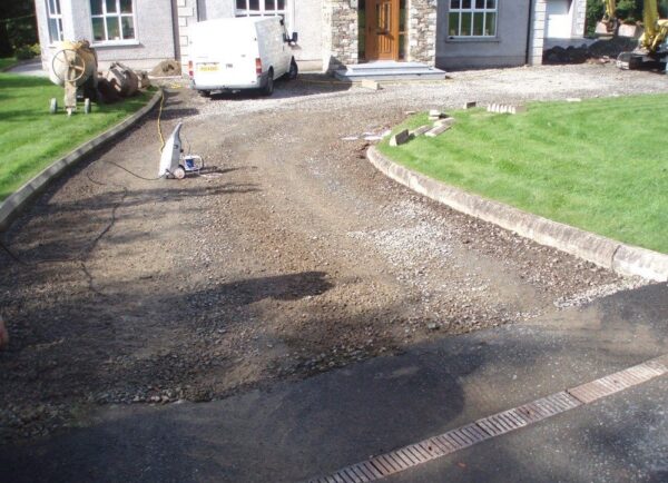 Gravel Stabilisation System, New Driveway Company, New Driveways Oxford New Driveways Reading New Driveways Swindon New Driveways Newbury New Driveways Peterborough New Driveways Cardiff New Driveways North London New Driveways South London New Driveways Chiswick New Driveway High Wycombe