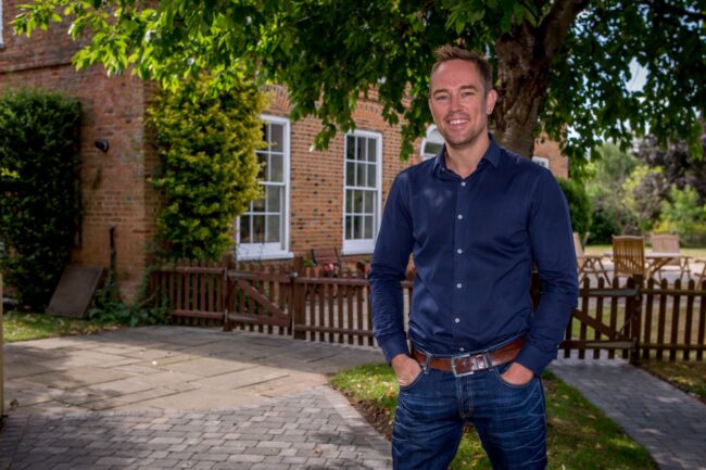 Simon Thomas Sky Sport, New block Driveway