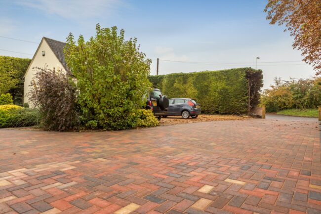 New block paved driveway and gravel parking area, Crowmarsh Hill, Wallingford, Oxfordshire