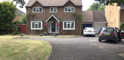 block driveway, New Driveways Oxford New Driveways Reading New Driveways Swindon New Driveways Newbury New Driveways Peterborough New Driveways Cardiff New Driveways North London New Driveways South London New Driveways Chiswick New Driveway High Wycombe