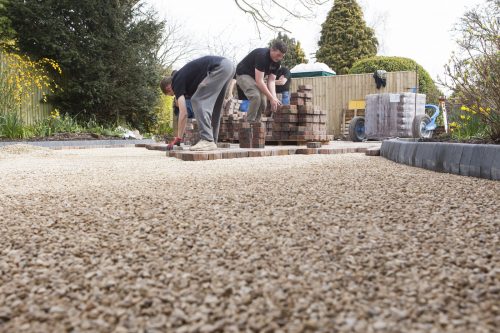 suDs information, Permeable Gravel Driveways, Permeable grit, bedding, New Driveways Oxford New Driveways Reading New Driveways Swindon New Driveways Newbury New Driveways Peterborough New Driveways Cardiff New Driveways North London New Driveways South London New Driveways Chiswick New Driveway High Wycombe