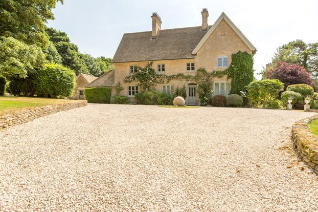 New Cotswold Gravel Driveway, Hampnett, Northleach, Cheltenham