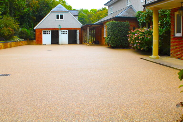 Resin Bound Gravel Driveway, Boars Hill, Oxford After 4 Resin Bound Gravel Driveway, Boars Hill, Oxford After 4