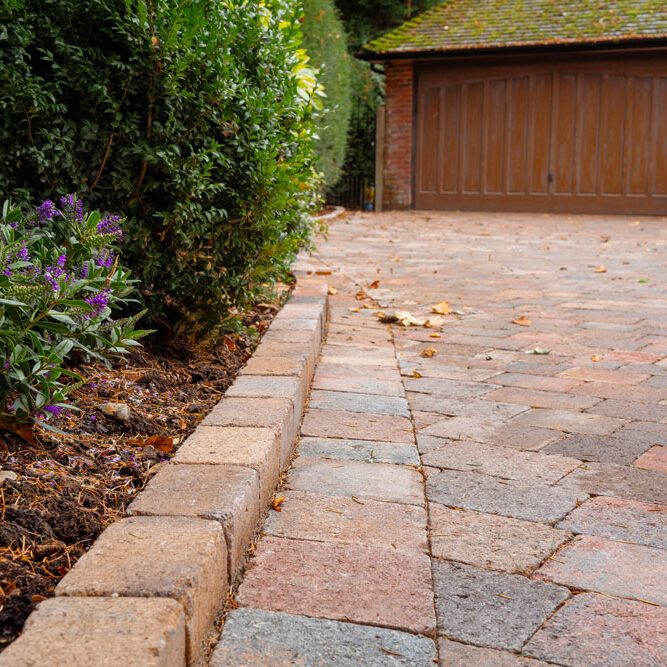 Driveway and Patio Newbury. The New Driveway Company