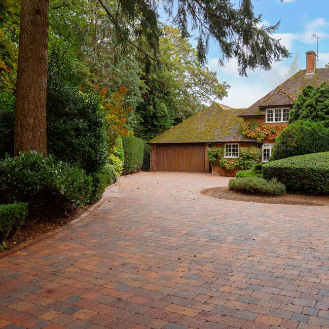 Driveway and Patio Newbury. The New Driveway Company