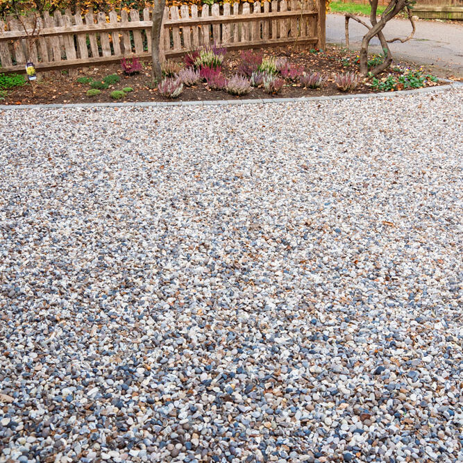 Gravel Driveway, Clifton Hampden. New Driveway Company.