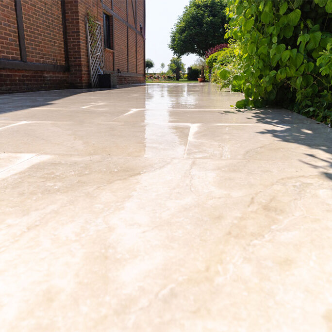 Porcelain Patio, Watlington. New Driveway Company