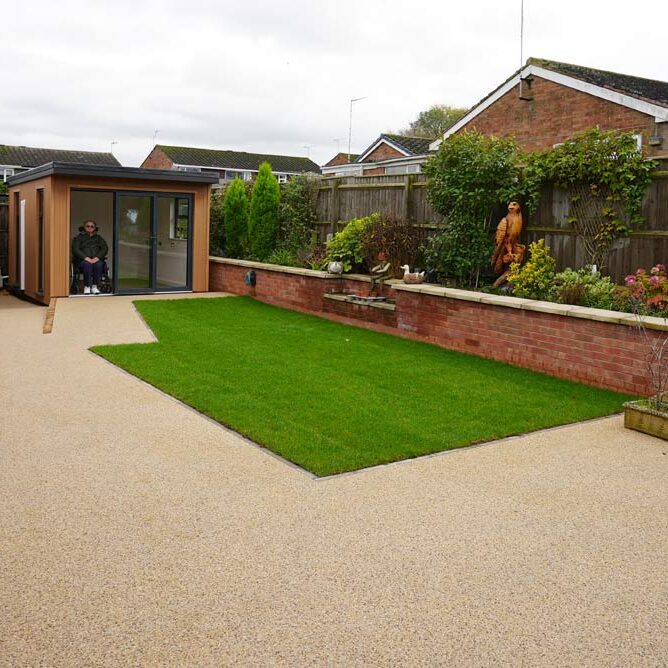 Resin-Bound Wheelchair Accessible Paths, Coventry. New Driveway Company