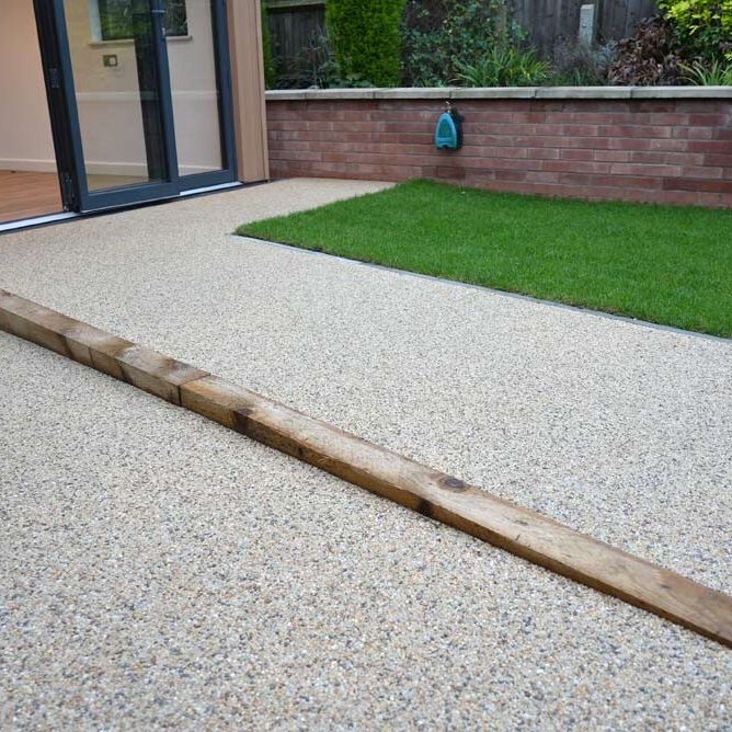 Resin-Bound Wheelchair Accessible Paths, Coventry. New Driveway Company