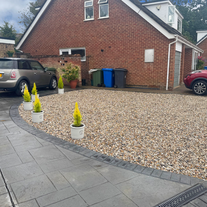 Gravel Driveway in Moonstone colour